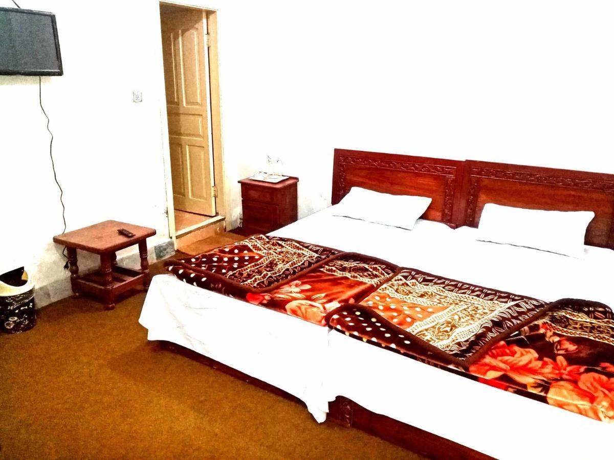 Tour De Swat Hotell Saidu Sharif Exteriör bild